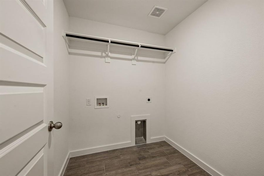 Spacious, unfurnished interior of a new home in Gatlin Ranch, Springtown (Image 24). Spacious, unfurnished interior of a new home in Gatlin Ranch, Springtown (Image 24).