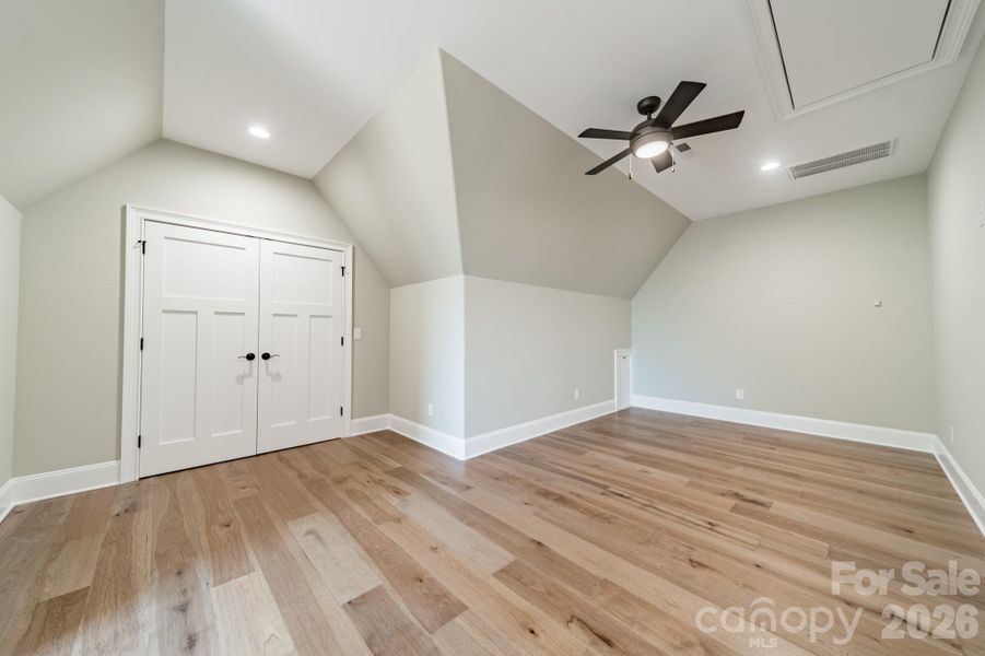 Spacious, unfurnished interior of a new home in , Belmont (Image 35).