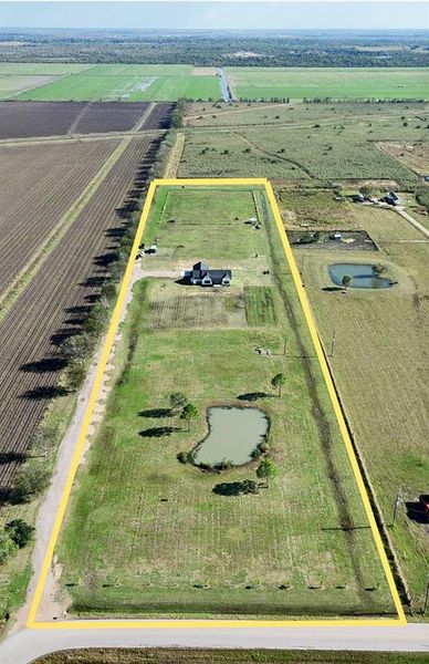 Aerial view from front of property - lines are approximate