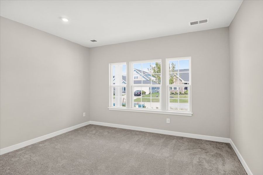 Spacious, unfurnished interior of a new home in Berkeley, Spartanburg (Image 13).