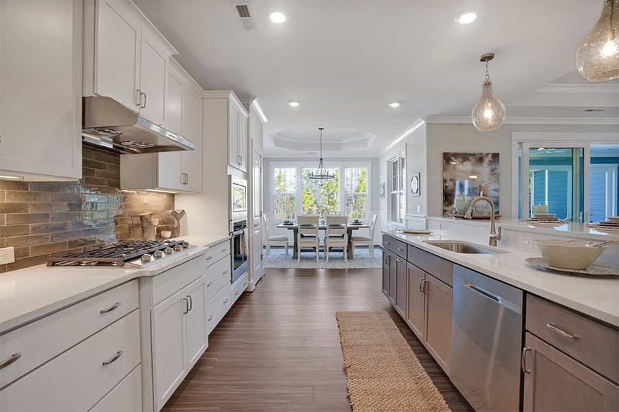 Cooper's Bay, Kitchen