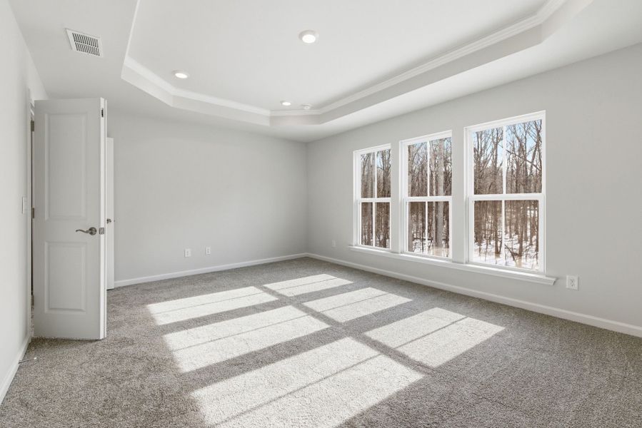 Spacious, unfurnished interior of a new home in Flemingfield, Greensboro (Image 24).