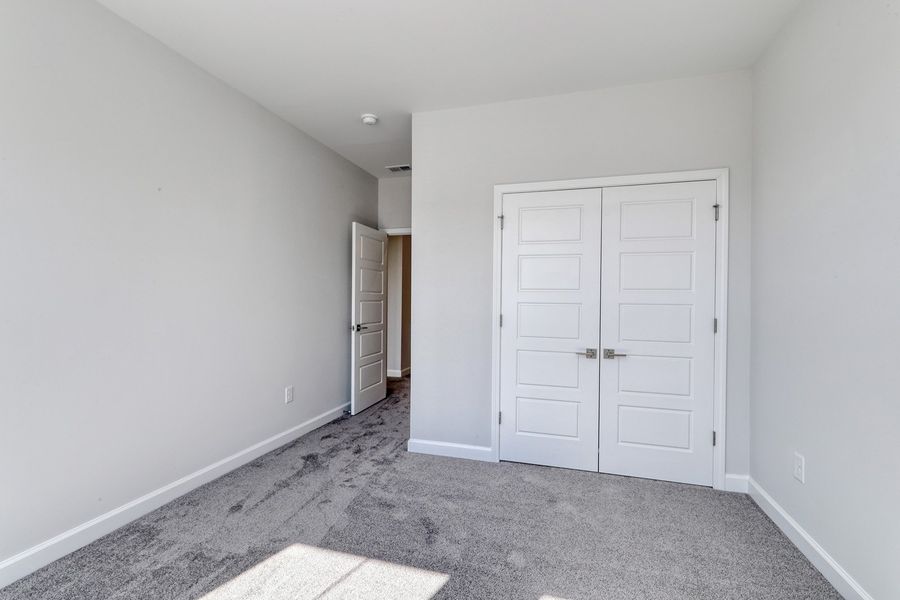 Spacious, unfurnished interior of a new home in Bally Castle, Murrells Inlet (Image 24). Spacious, unfurnished interior of a new home in Bally Castle, Murrells Inlet (Image 24).