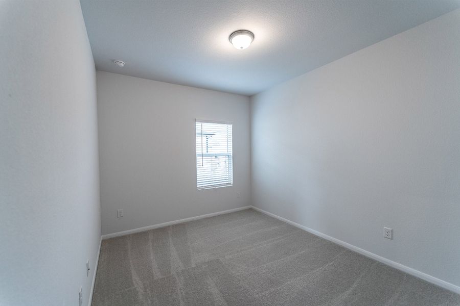 Spacious, unfurnished interior of a new home in Paramount, Kyle (Image 15).