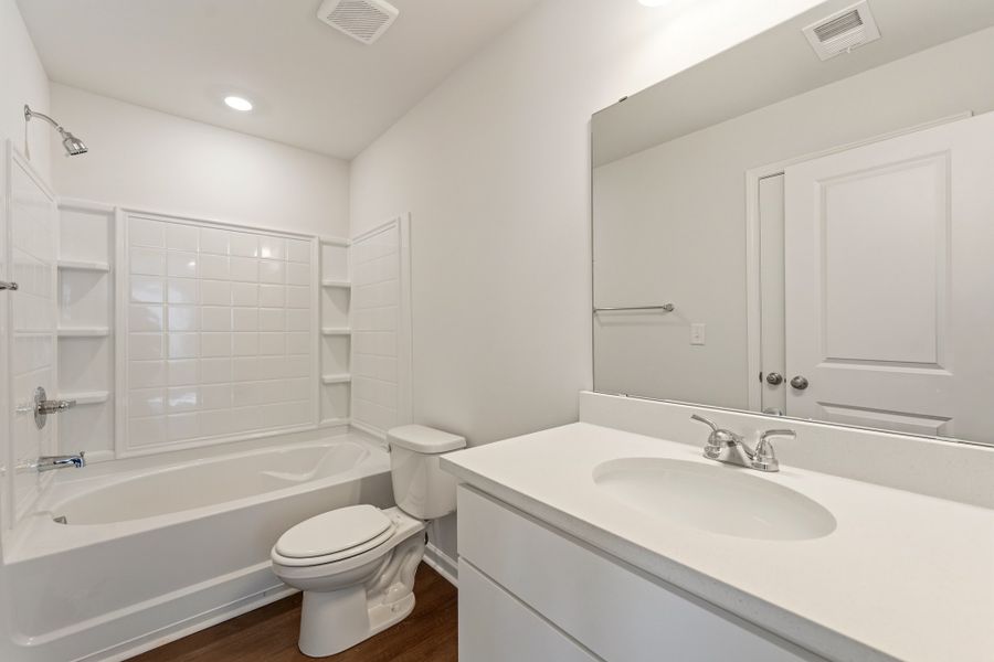 Furnished interior view inside a new home in Evergreen, Spartanburg (Image 8).