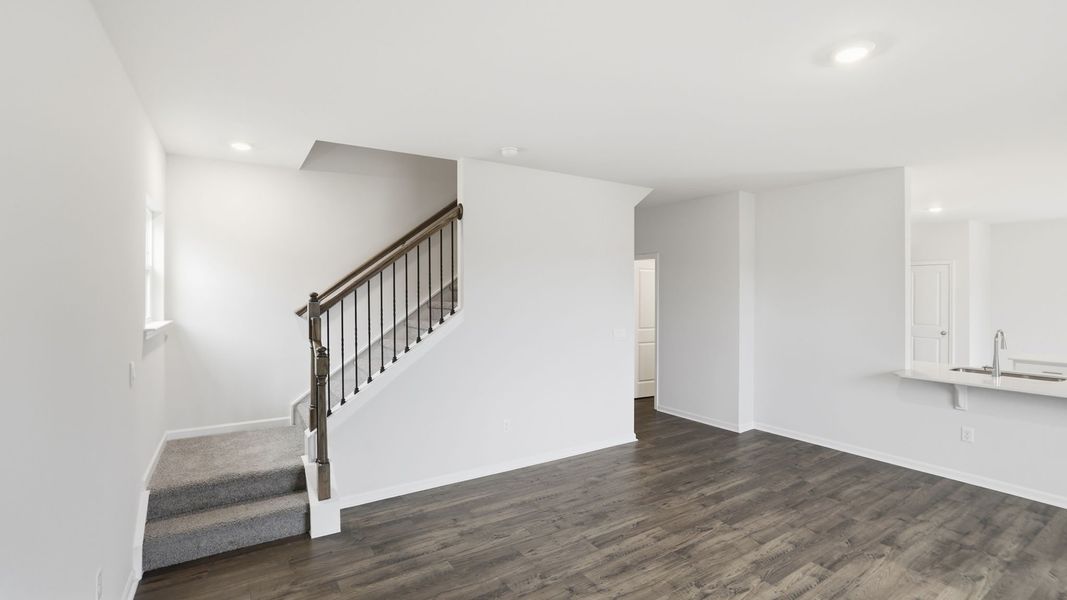 Spacious, unfurnished interior of a new home in Durbin Meadows Traditions, Fountain Inn (Image 22).