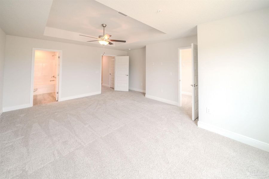 Spacious, unfurnished interior of a new home in Lexlee Estates, Pensacola (Image 11). Spacious, unfurnished interior of a new home in Lexlee Estates, Pensacola (Image 11).