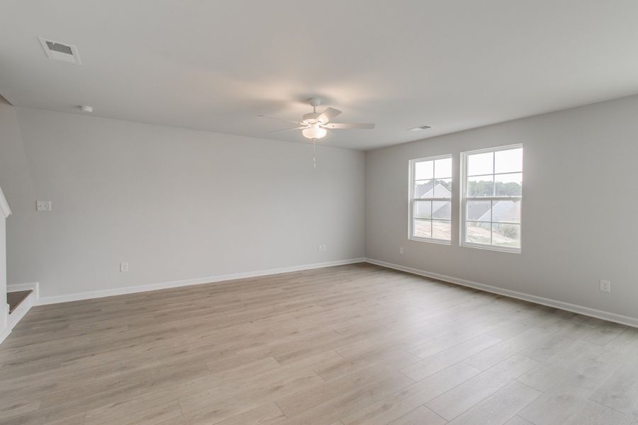 Spacious, unfurnished interior of a new home in Bluefield, Lexington (Image 18). Spacious, unfurnished interior of a new home in Bluefield, Lexington (Image 18).