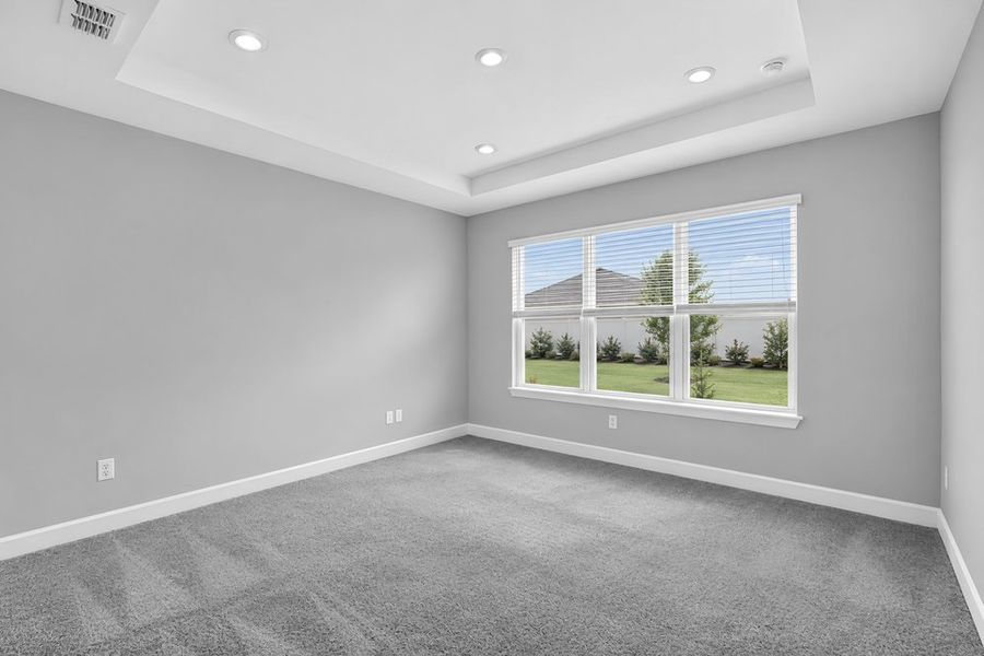 Spacious, unfurnished interior of a new home in Coasterra Community Group Page, Palmetto (Image 7).