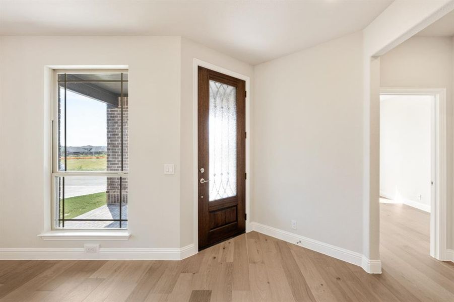 Spacious, unfurnished interior of a new home in Country Lakes Classic 60, Argyle (Image 35).