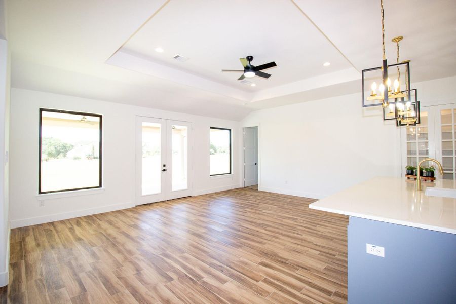 Spacious, unfurnished interior of a new home in , Hempstead (Image 20).