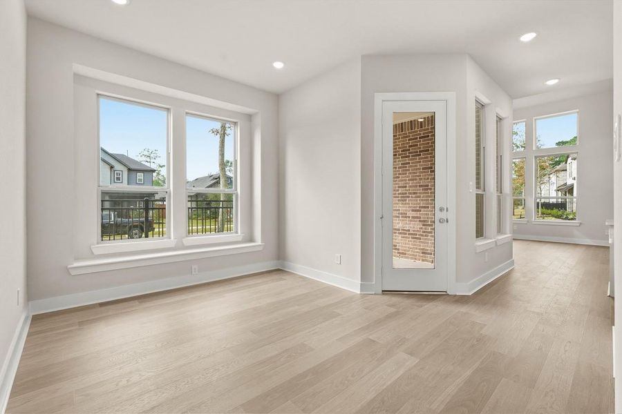Spacious, unfurnished interior of a new home in , Montgomery (Image 20).