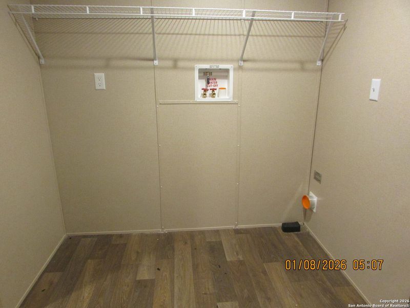 Spacious, unfurnished interior of a new home in , San Antonio (Image 6). Spacious, unfurnished interior of a new home in , San Antonio (Image 6).