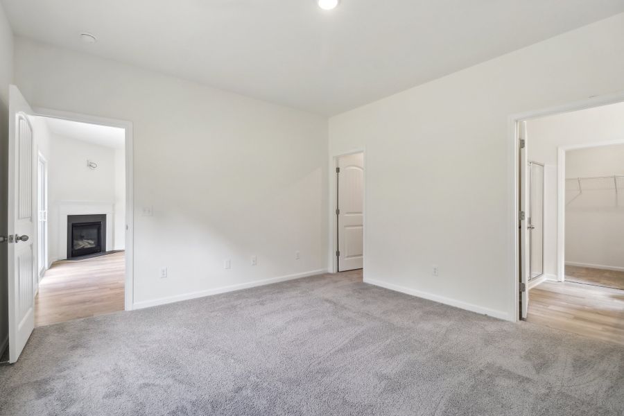 Representative unfurnished interior of a home built from the Kingston ll by Great Southern Homes in Portrait Hills, Aiken (Image 15).