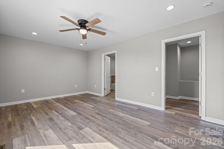 Spacious, unfurnished interior of a new home in , Morganton (Image 12).