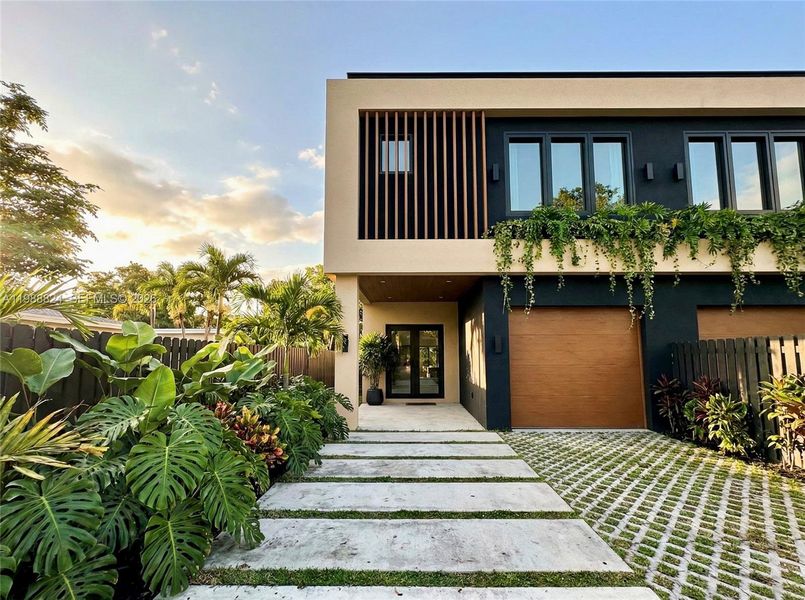 Front exterior of a new home in , Miami, FL, highlighting curb appeal (Image 21).