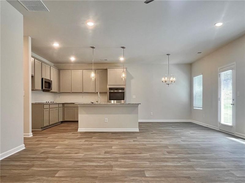 Image 18 of a home in River Walk Farm.