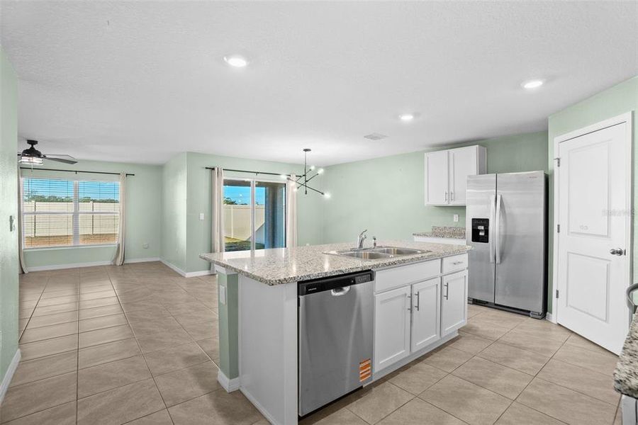 Furnished interior view inside a new home in Pine Creek, Spring Hill (Image 8).