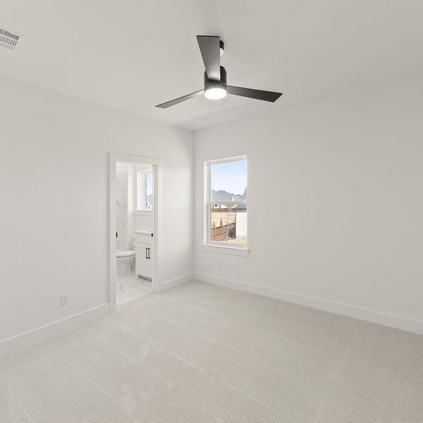 Spacious, unfurnished interior of a new home in Mustang Lakes, Celina (Image 99). Spacious, unfurnished interior of a new home in Mustang Lakes, Celina (Image 99).
