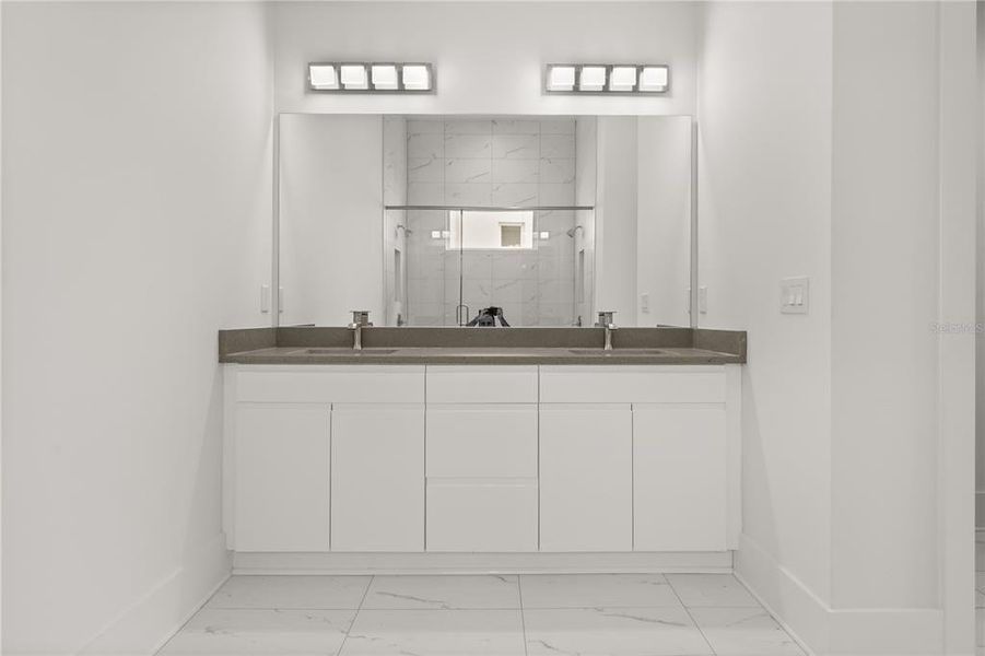 Furnished interior view inside a new home in , Kissimmee (Image 14).
