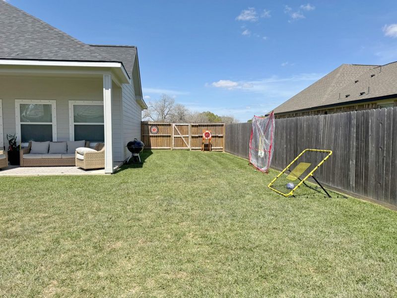 Exterior details and patio area of a home in , West Columbia (Image 19).