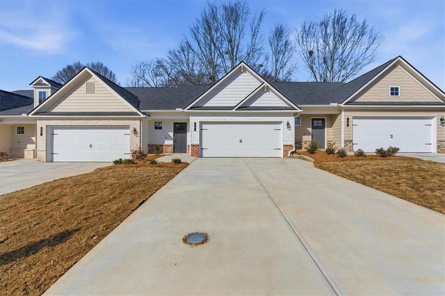Front exterior of a new home in Silver Leaf, Dawsonville, GA, highlighting curb appeal (Image 21).