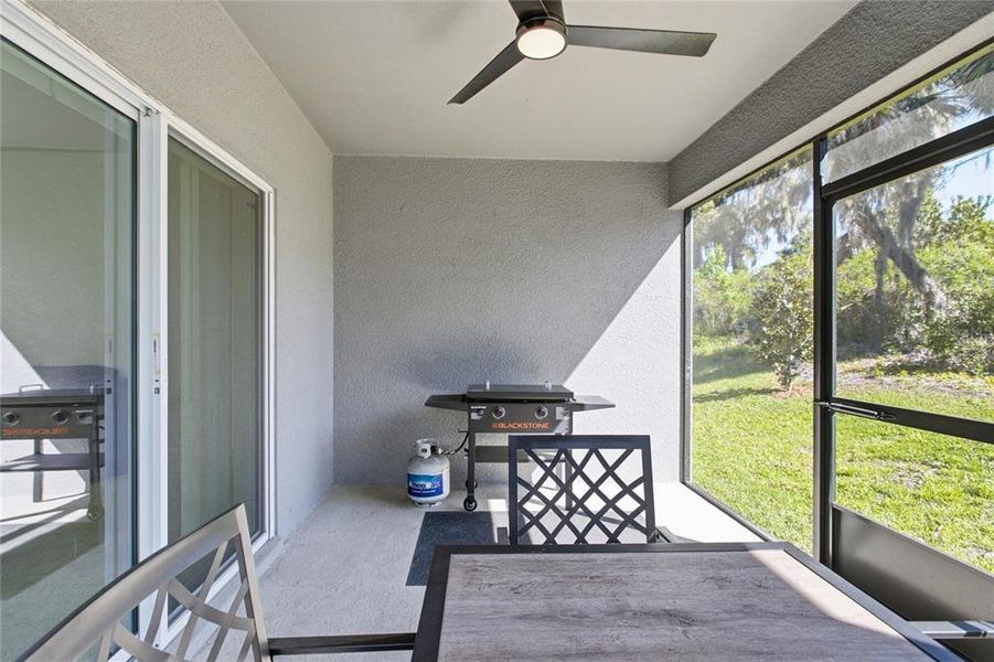 Exterior details and patio area of a home in Pelham Park, Deland (Image 3).