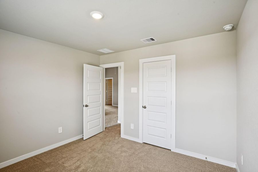 Photo is not of the actual home but is an inspirational photo of builder’s model home and may depict options, furnishings, and/or decorator features that are not included.