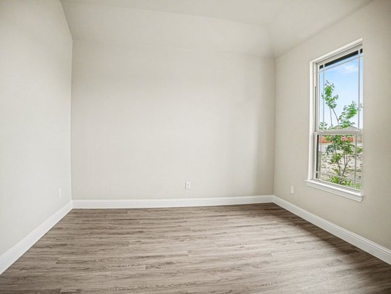 Spacious, unfurnished interior of a new home in Ten Mile Creek Estates, DeSoto (Image 30). Spacious, unfurnished interior of a new home in Ten Mile Creek Estates, DeSoto (Image 30).