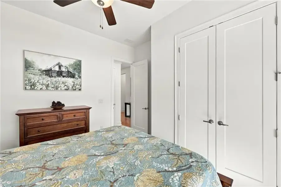 Furnished interior view inside a new home in The Retreat at Sterling on the Lake 48', Flowery Branch (Image 36).