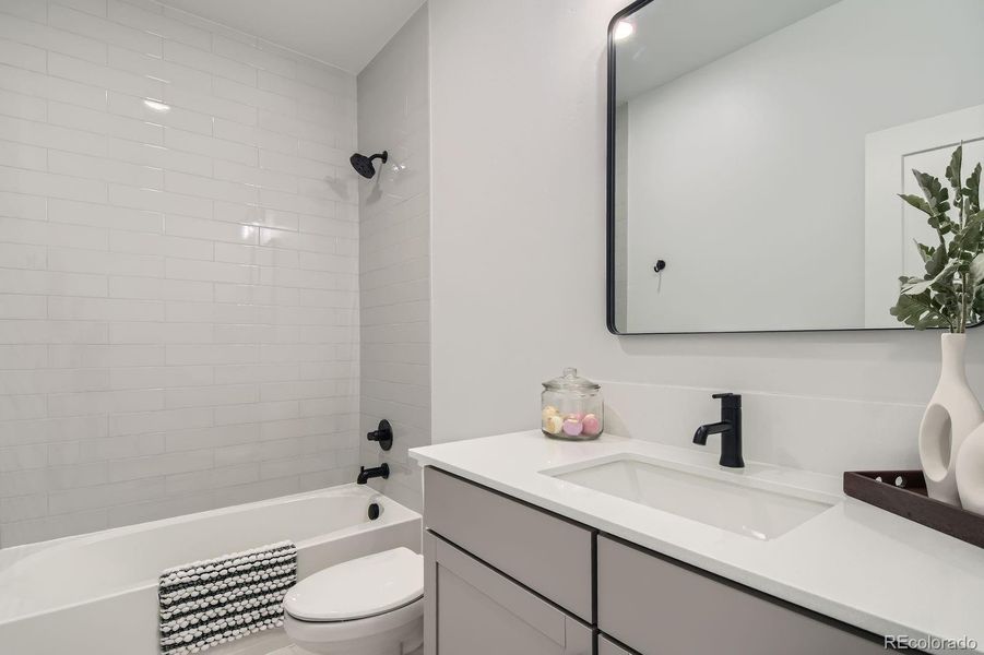 Furnished interior view inside a new home in , Tabernash (Image 17).