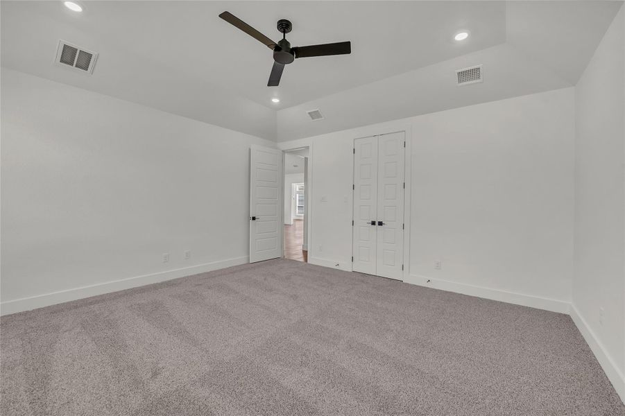 *Please note: These interior photos are not of the actual home but are from a previously completed home with a similar floor plan. Finishes, features, and layout may vary.