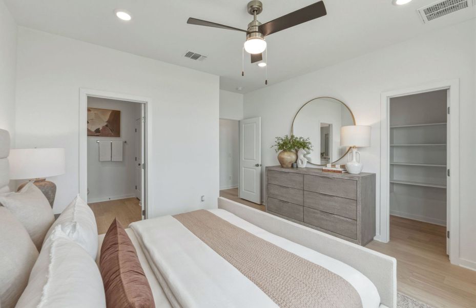 Representative furnished interior of a home built from the Hewitt by Centex in Vantage, San Marcos (Image 20).