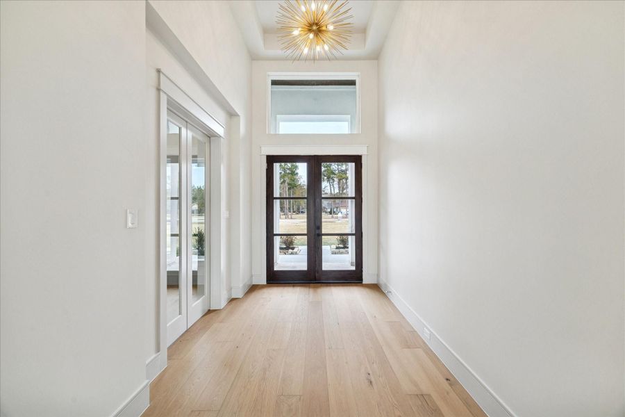 Spacious, unfurnished interior of a new home in , Porter (Image 22).