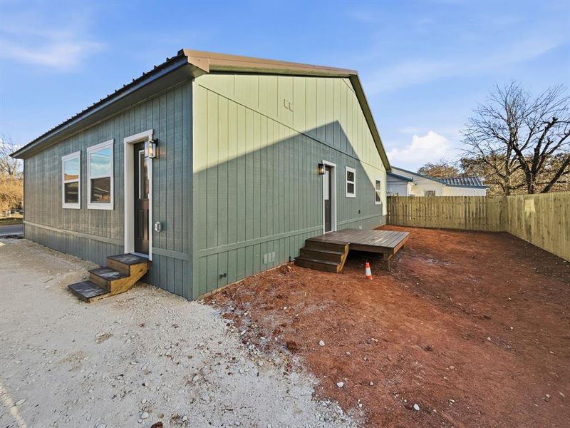 Exterior details and patio area of a home in , Iredell (Image 13).