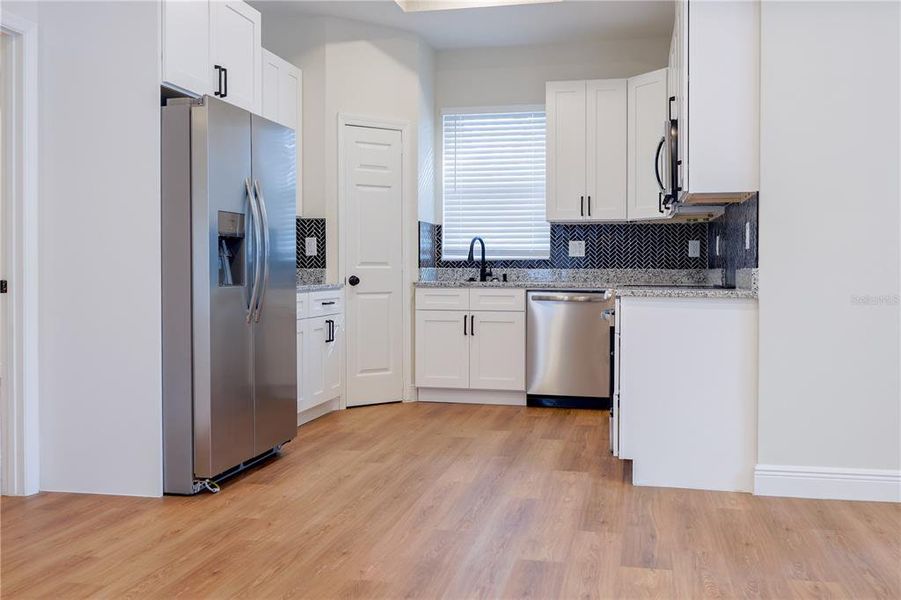 Furnished interior view inside a new home in , Tampa (Image 31). Furnished interior view inside a new home in , Tampa (Image 31).