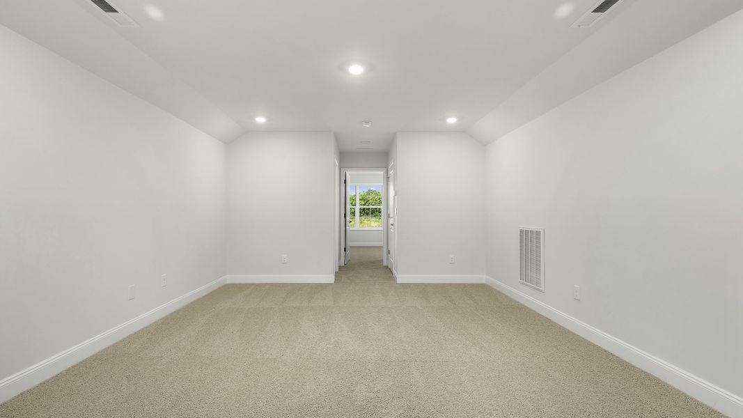 Spacious, unfurnished interior of a new home in The Villas at Kinsley, Jamestown (Image 17).