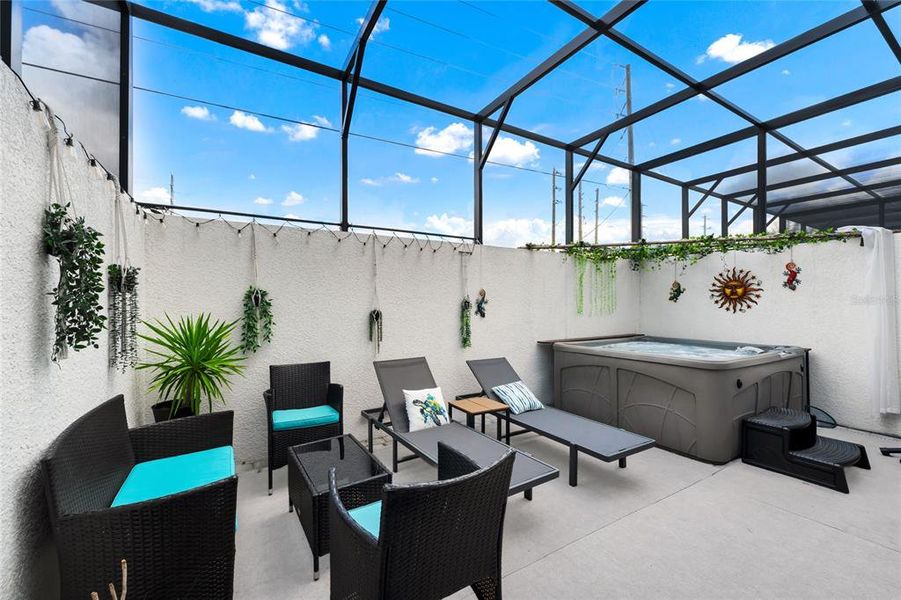 Exterior details and patio area of a home in , Davenport (Image 26).