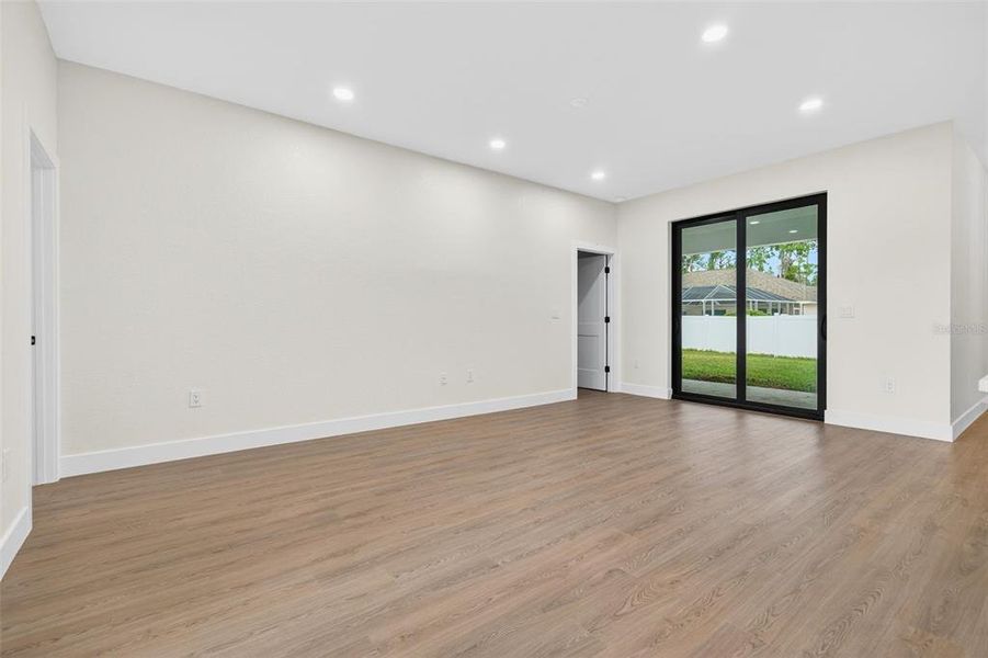 Spacious, unfurnished interior of a new home in , North Port (Image 20). Spacious, unfurnished interior of a new home in , North Port (Image 20).