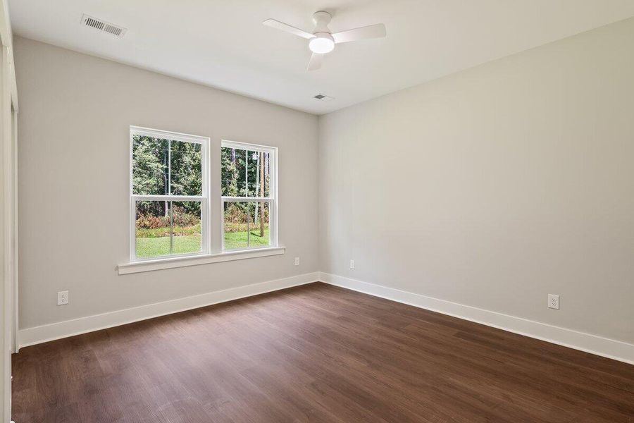 Spacious, unfurnished interior of a new home in , Ravenel (Image 19).