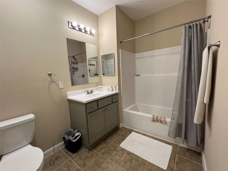 Furnished interior view inside a new home in , Houston (Image 30).