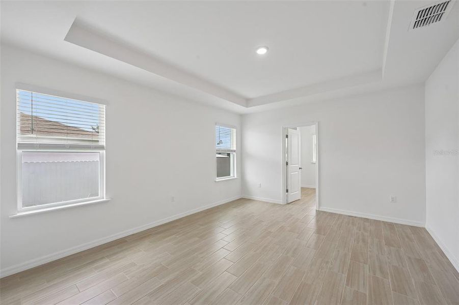 Spacious, unfurnished interior of a new home in Port Charlotte, Port Charlotte (Image 21). Spacious, unfurnished interior of a new home in Port Charlotte, Port Charlotte (Image 21).