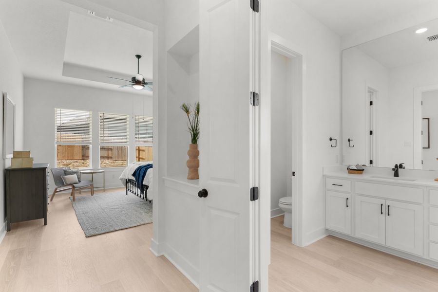 Furnished interior view inside a new home in Broken Oak, Georgetown (Image 15).