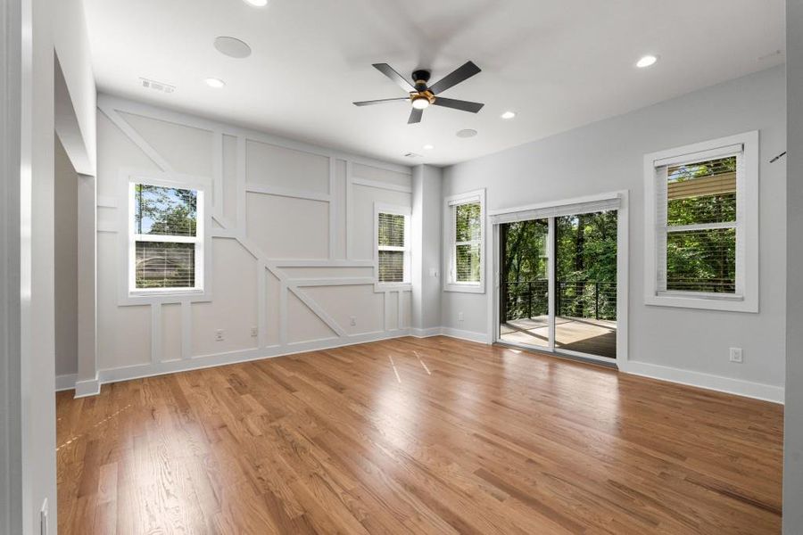 Spacious, unfurnished interior of a new home in , Atlanta (Image 42).