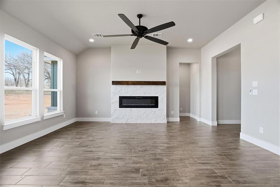Spacious, unfurnished interior of a new home in Taylor Ranch, Springtown (Image 23).