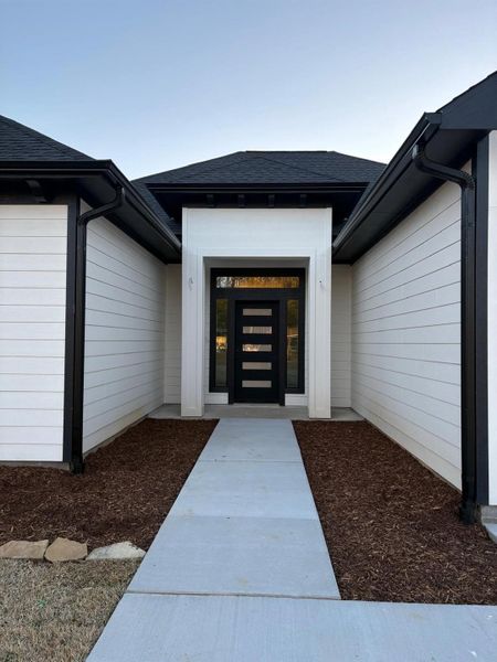 Exterior details and patio area of a home in , Livingston (Image 3).
