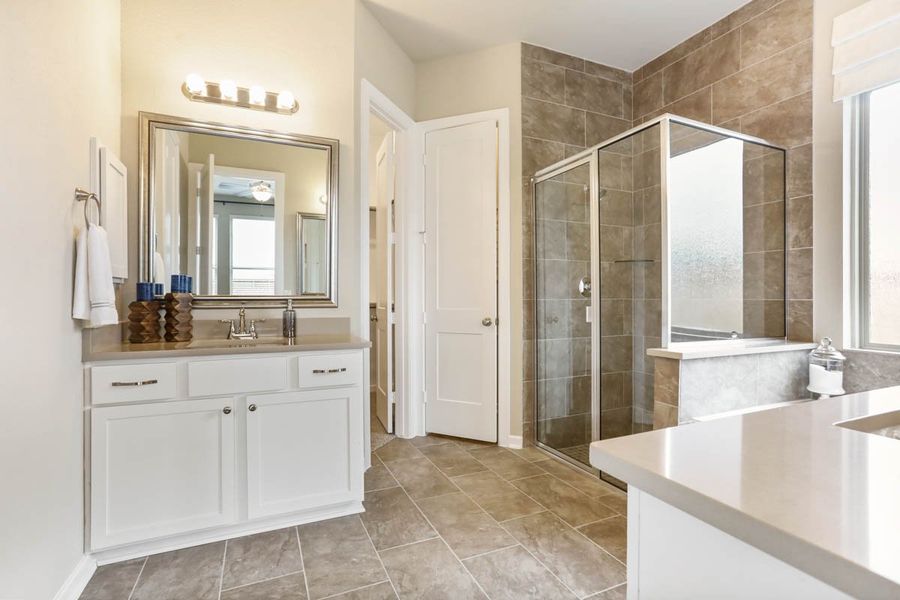 Furnished interior view inside a new home in Brookewater, Rosenberg (Image 19).