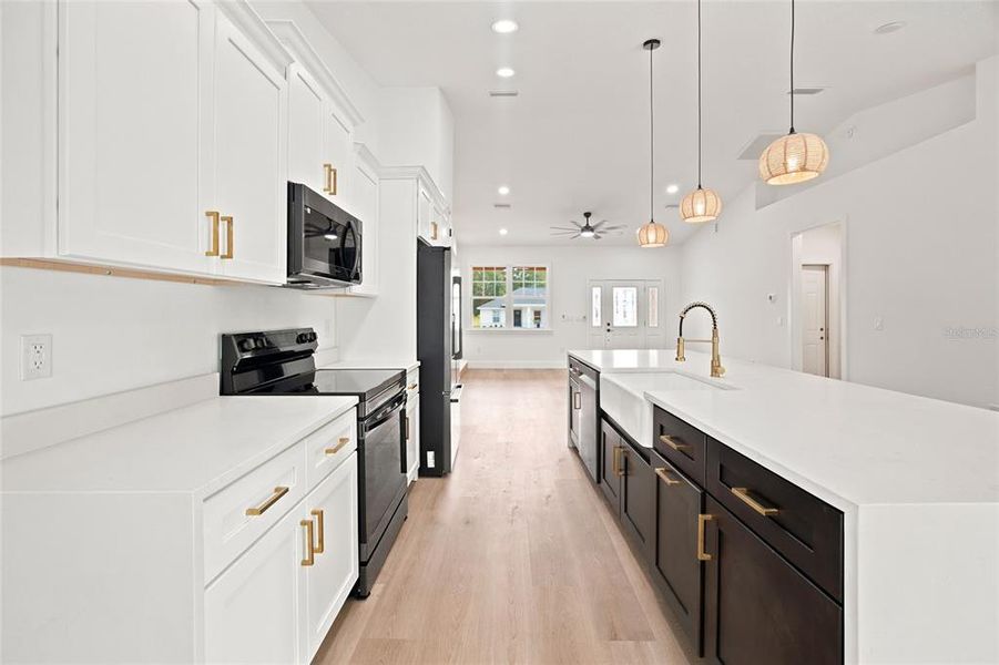 Furnished interior view inside a new home in , Dunnellon (Image 9).