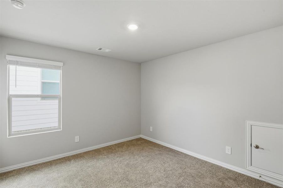 Spacious, unfurnished interior of a new home in Briarwood Hills - Highland Series, Forney (Image 24). Spacious, unfurnished interior of a new home in Briarwood Hills - Highland Series, Forney (Image 24).