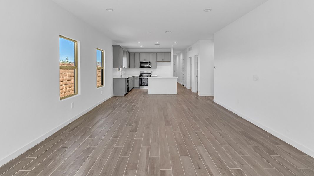 Representative unfurnished interior of a home built from the Parker by D.R. Horton in The Oasis at Rocking K, Vail (Image 29).